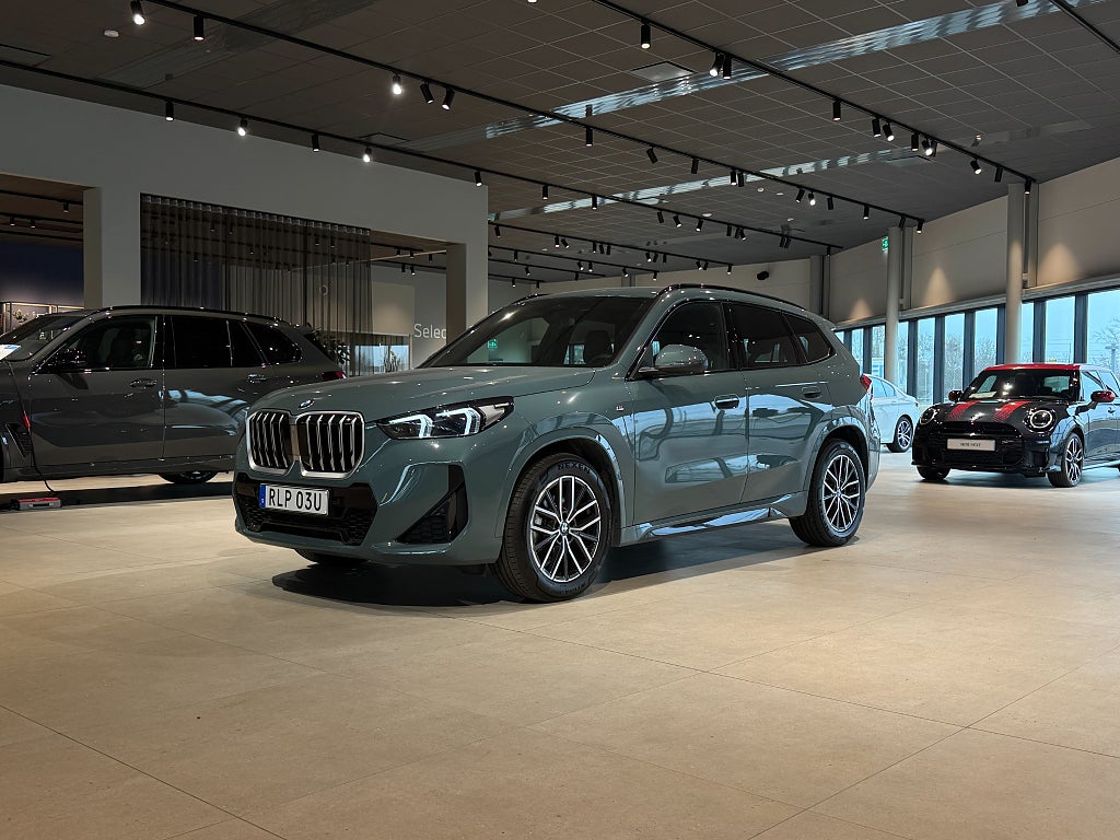 BMW X1 sDrive 18i M Sport Drag H/K D/A Plus Rattvärme 