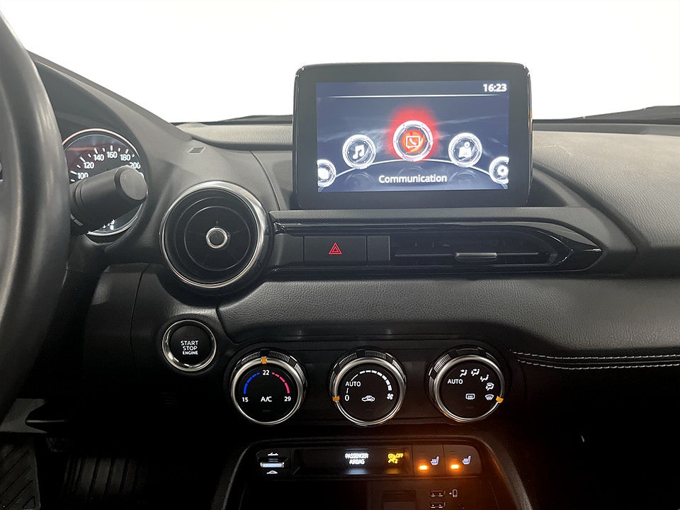 Bild på Mazda MX-5 RF Hard Top 2.0 184hk SKYACTIV-G 184hk BOSE