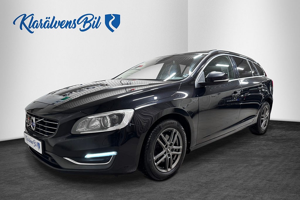 Volvo V60 D4 Momentum Euro 6 (181hk) Taklucka Navi VoC DVärm