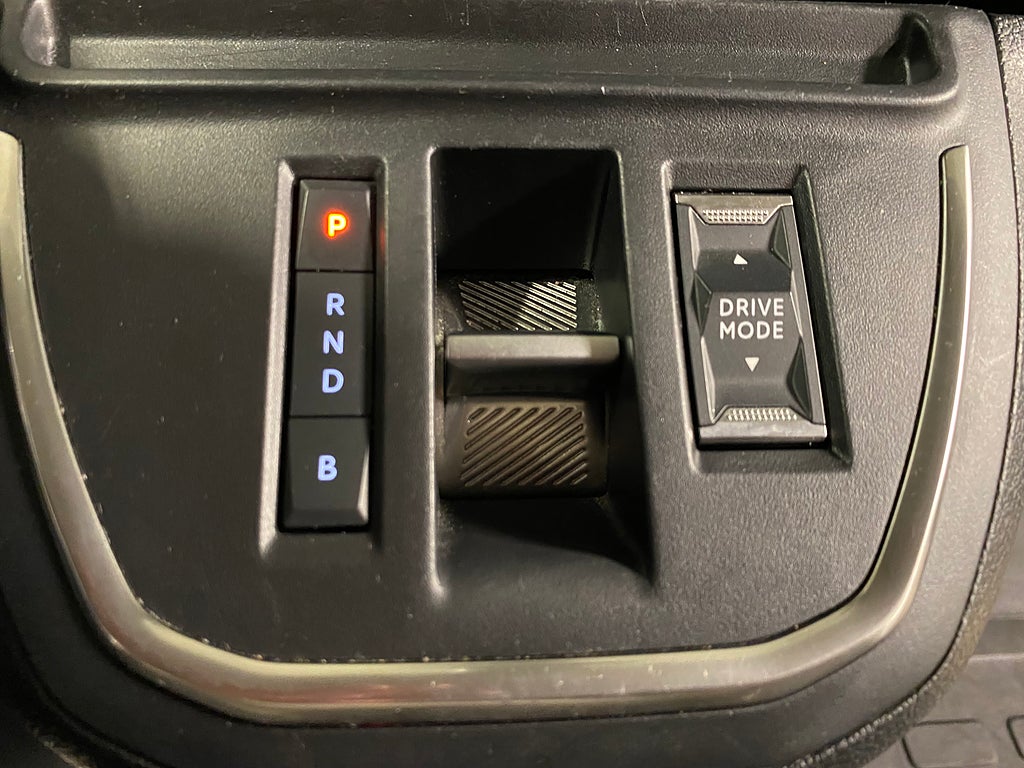 Bild på Citroën SpaceTourer ë- 75kwh L3 FEEL - 9-SITS