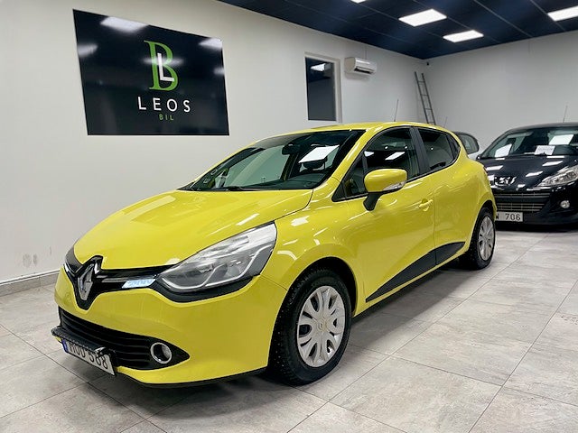 Renault Clio 1.2 Ny besiktad//Ny servad