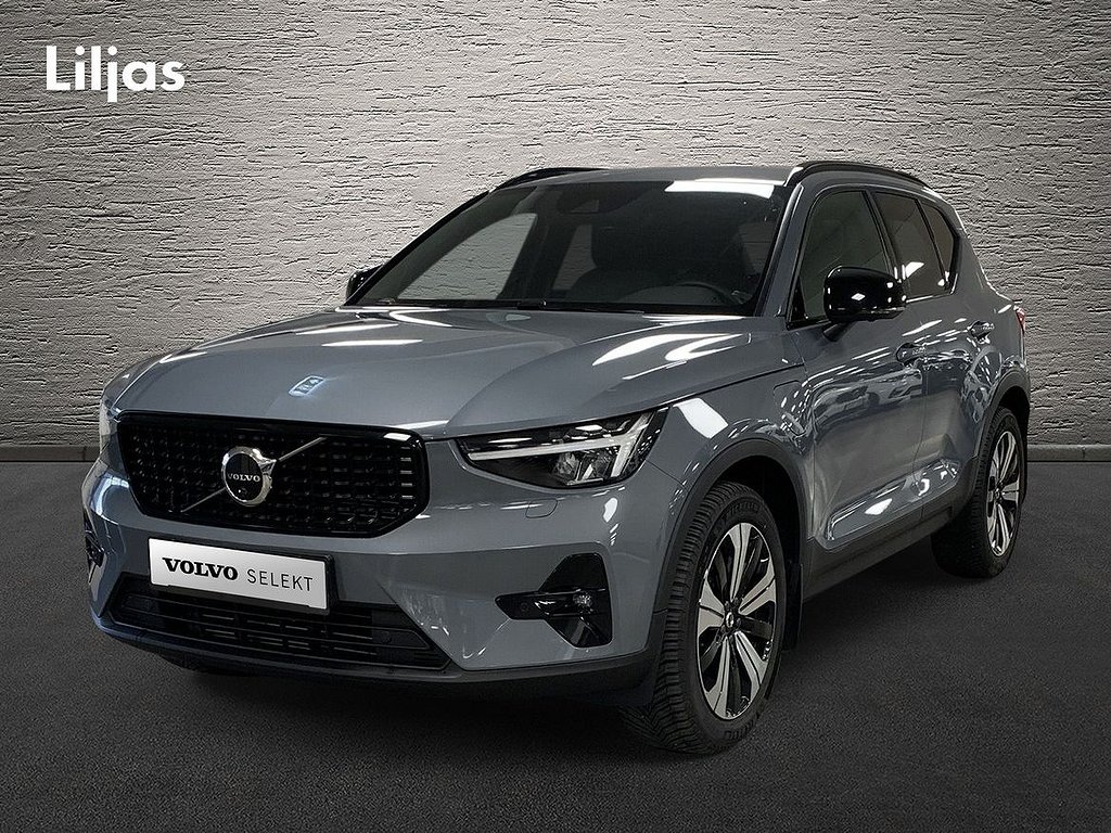 Volvo XC40 Recharge T4 Plus Dark