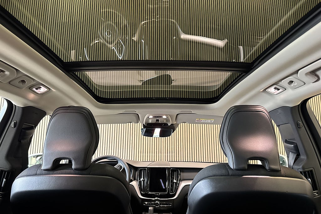 Volvo XC60 Recharge T6 AWD Geartronic Inscription Expression
