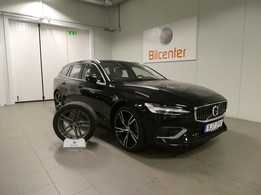 Volvo V60 Recharge T6 AWD Inscription*KFL 10år 2,99%* Kamera-VOC