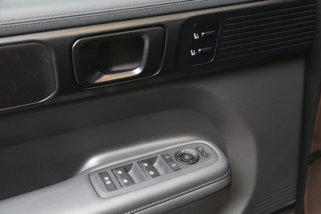 Hyundai Santa Fe PHEV AWD Calligraphy Line 7-sitsig | 252HK | Moms 2025