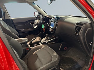 Kia Soul 1.6 CRDi DCT GLS Drag Mvärm Kamera GPS SoV – bild 10