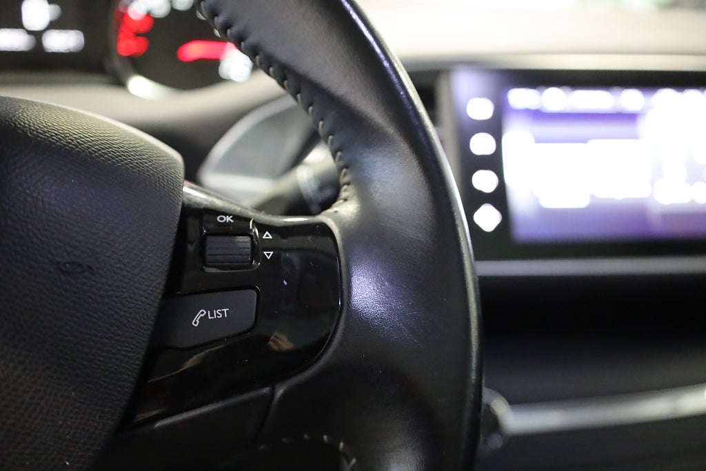 Peugeot 308 SW 1.2 Active Navi Drag Kamera M-värme 2016