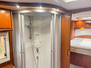 Husbil-integrerad Concorde LINER 1090 M 24 av 33