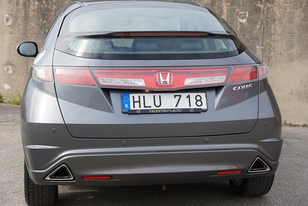 Honda Civic 1.8 i-VTEC Sport 140hk|S+V Hjul|P-Sensorer|12.279Mil|