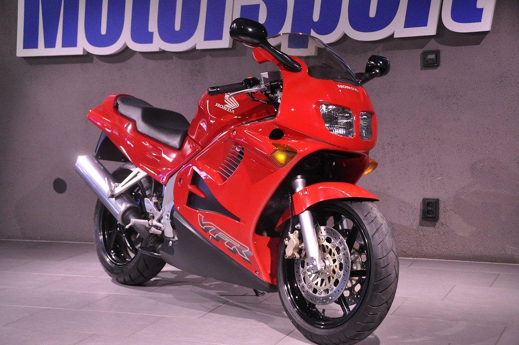 Honda VFR750F