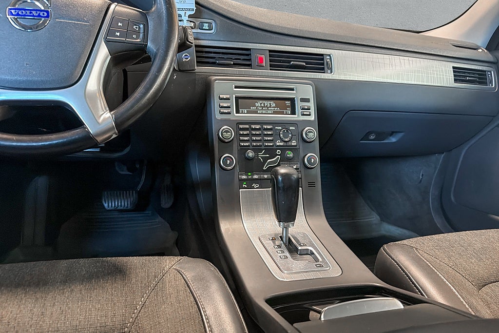 Volvo XC70 2.4D AWD Geartronic Momentum 2-Ägare Dragkrok Välservad