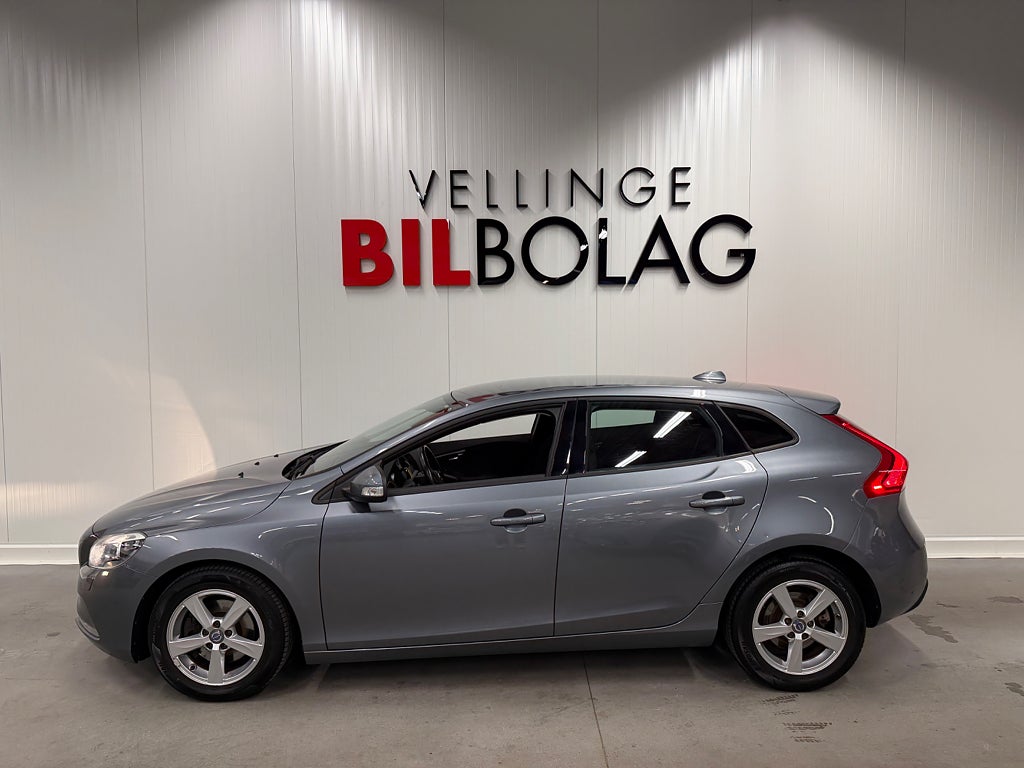 Volvo V40 T2 Kinetic *Ny kamrem*