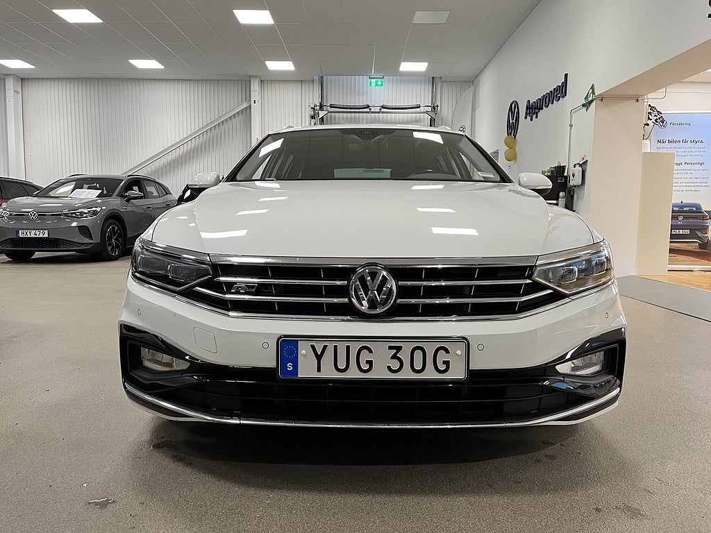 Volkswagen Passat Sportscombi R-Line 2.0 TDI 190hk 4Motion Läderklädsel