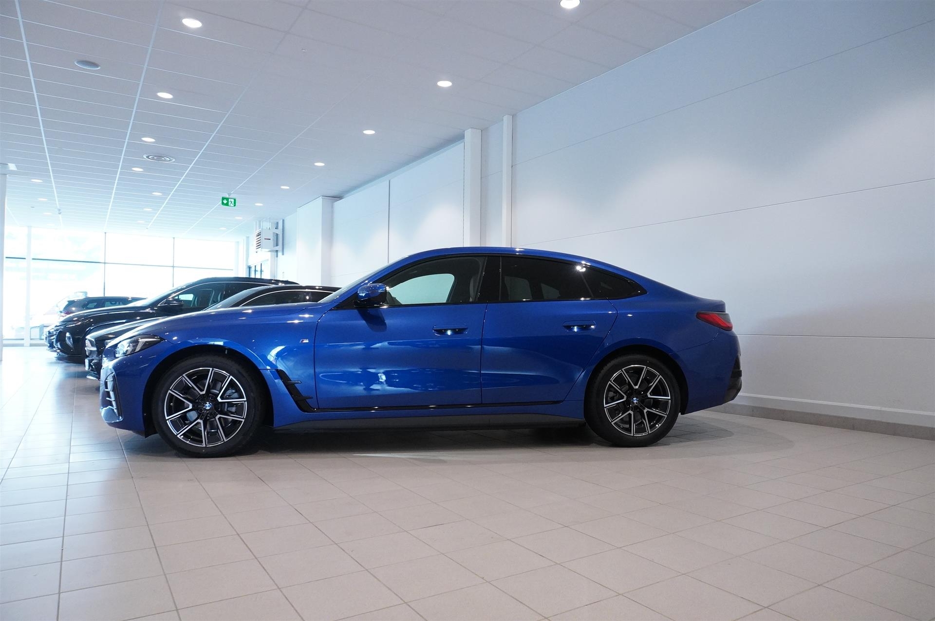 BMW i4 2026, kuva 3/36