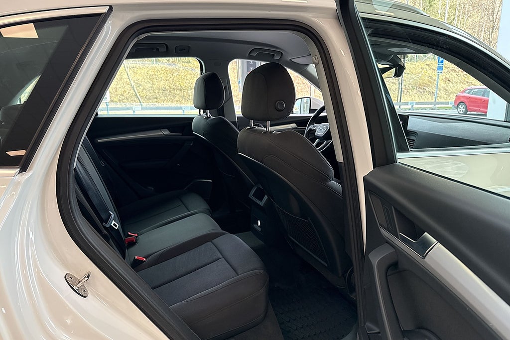 Audi Q5 2.0 TDI quattro S Tronic P-Sensorer/Dvärm/Drag/BT