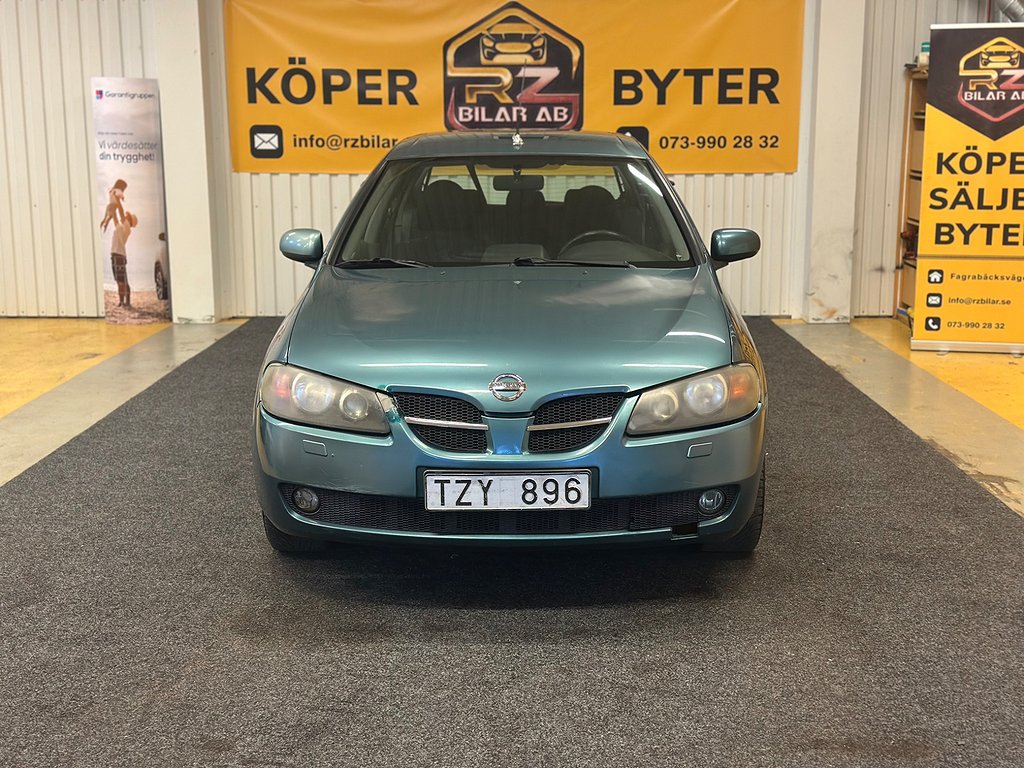 Nissan Almera 5-dörrar 1.8 Euro 4