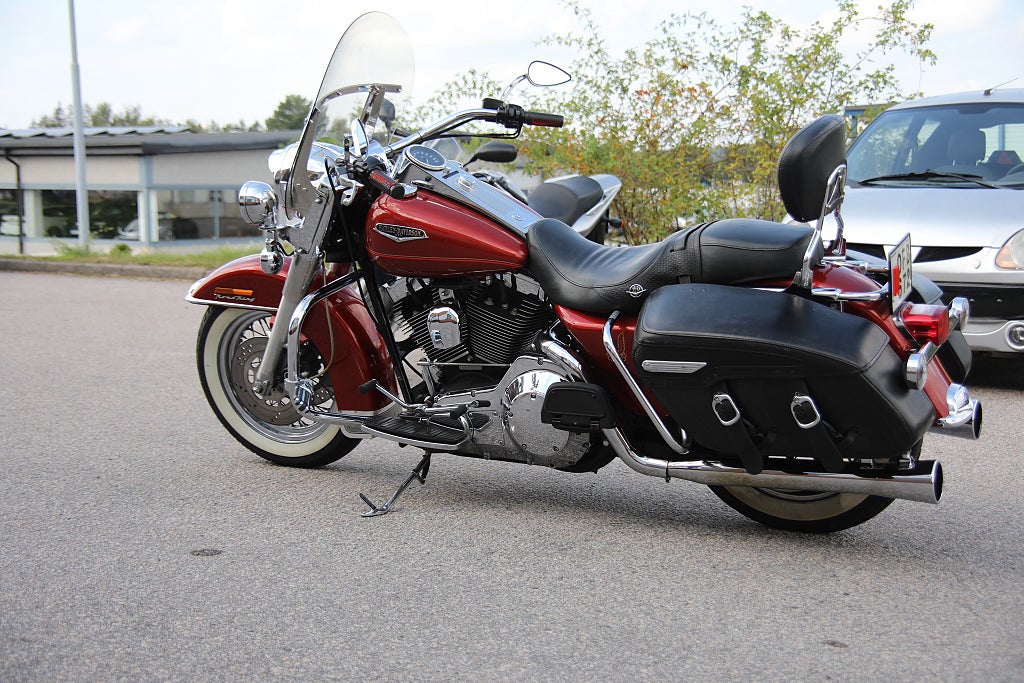 Harley-Davidson Road King Classic FLHRCI 1999 - miniatyr 4