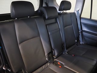 SUV Toyota Land Cruiser 11 av 28