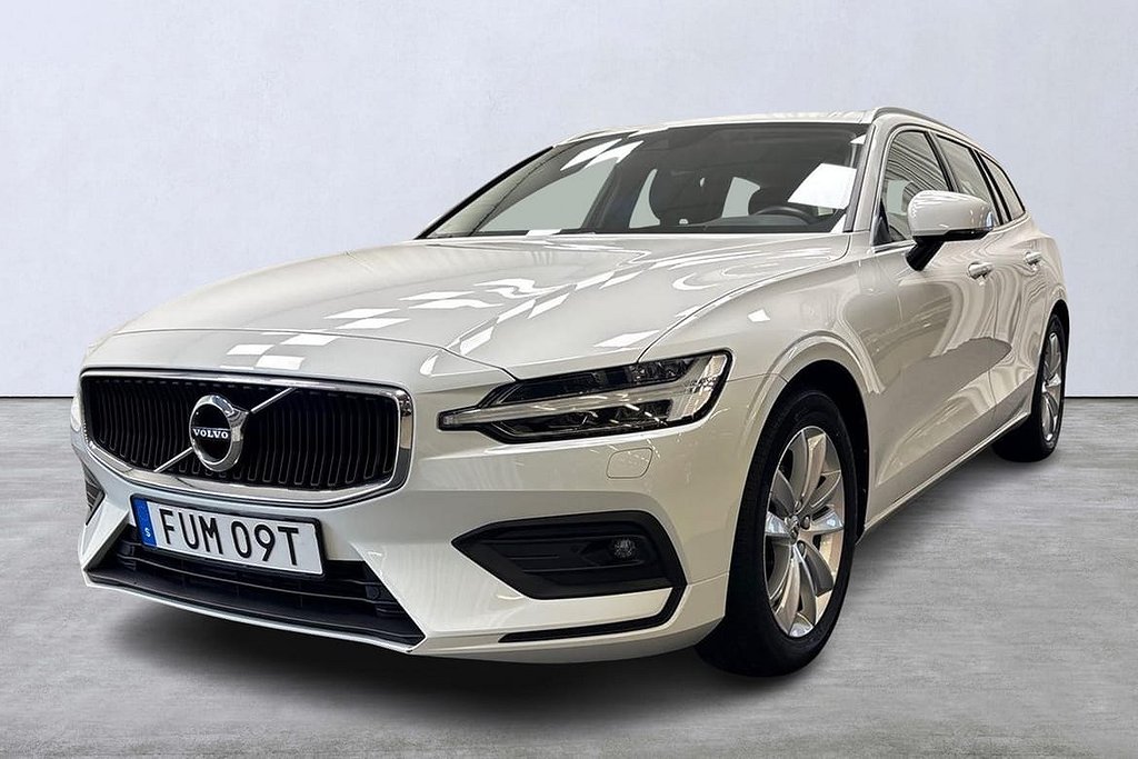 Volvo V60 B4 Bensin Momentum Advanced SE (Kamera, Navi)