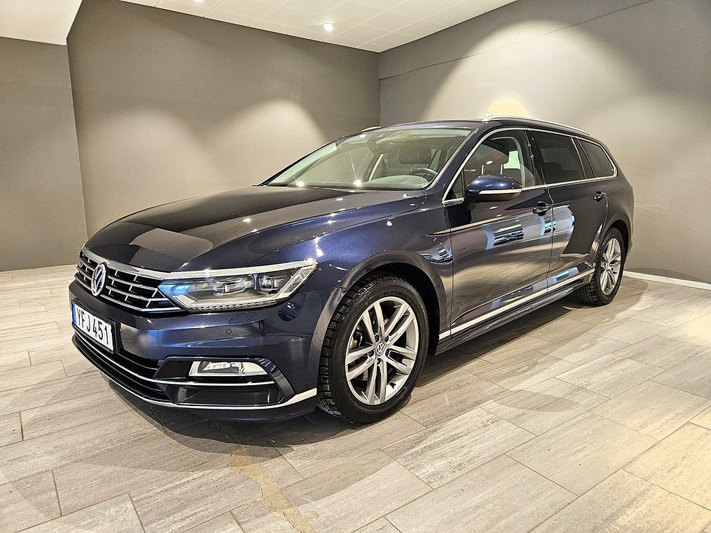 Volkswagen Passat Sportscombi 190hk R-Line Värmare Massage