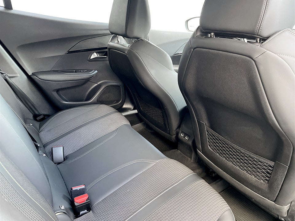 Bild på Peugeot E-2008 GT 50 kWh 136hk Aut - 360-KAMERA