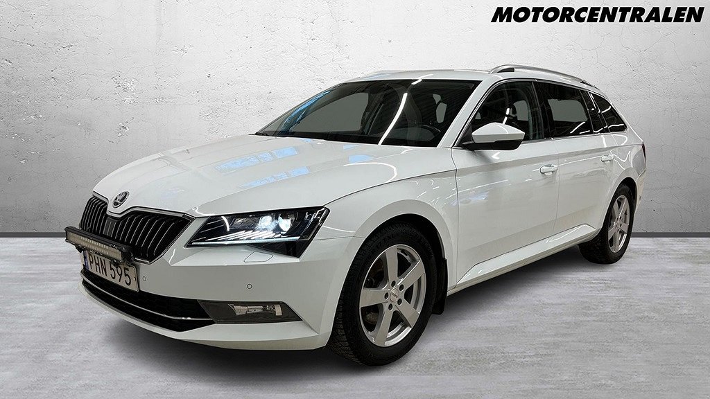 Skoda Superb Kombi TDI 2.0 190hk 4x4 DSG P-värm/Drag/Extraljus