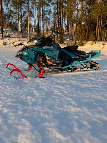 Lynx Boondocker RE 3700  Shot 