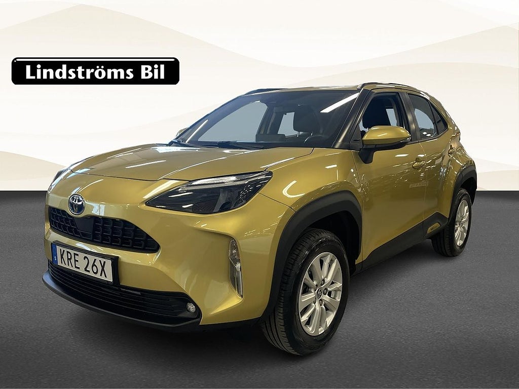 Toyota Yaris Cross Hybrid AWD-i Active Takreling 1.5 116hk S-Hjul Moms