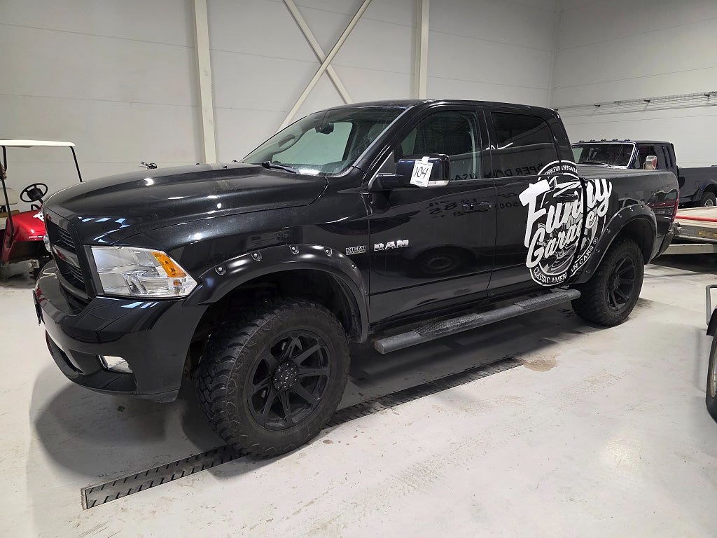 RAM 1500 Crew Cab 5.7 V8 HEMI 4x4