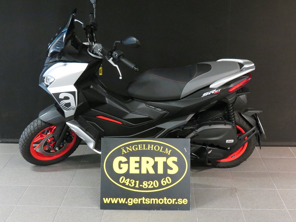 Aprilia SR GT 200 