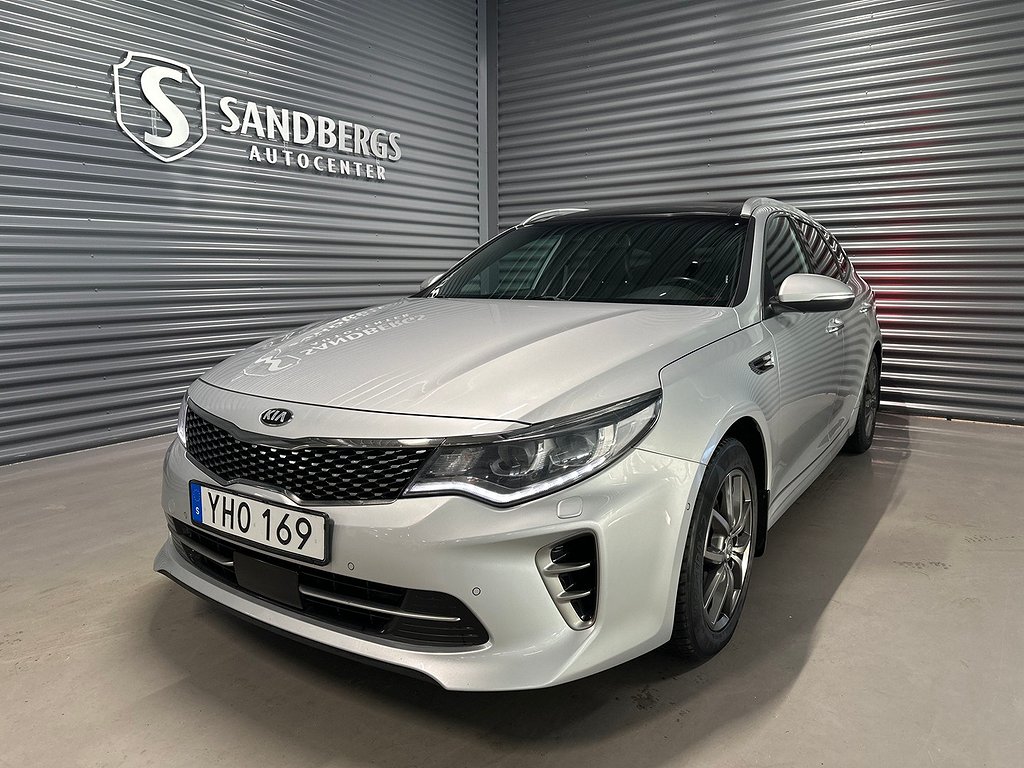 Kia Optima SW 1.7 DCT GT-Line B-kam Panorama Navi H/K Drag