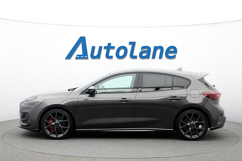 Ford Focus ST Bang & Olufsen, Kamera, BLIS, GPS, Revmatch 280hk