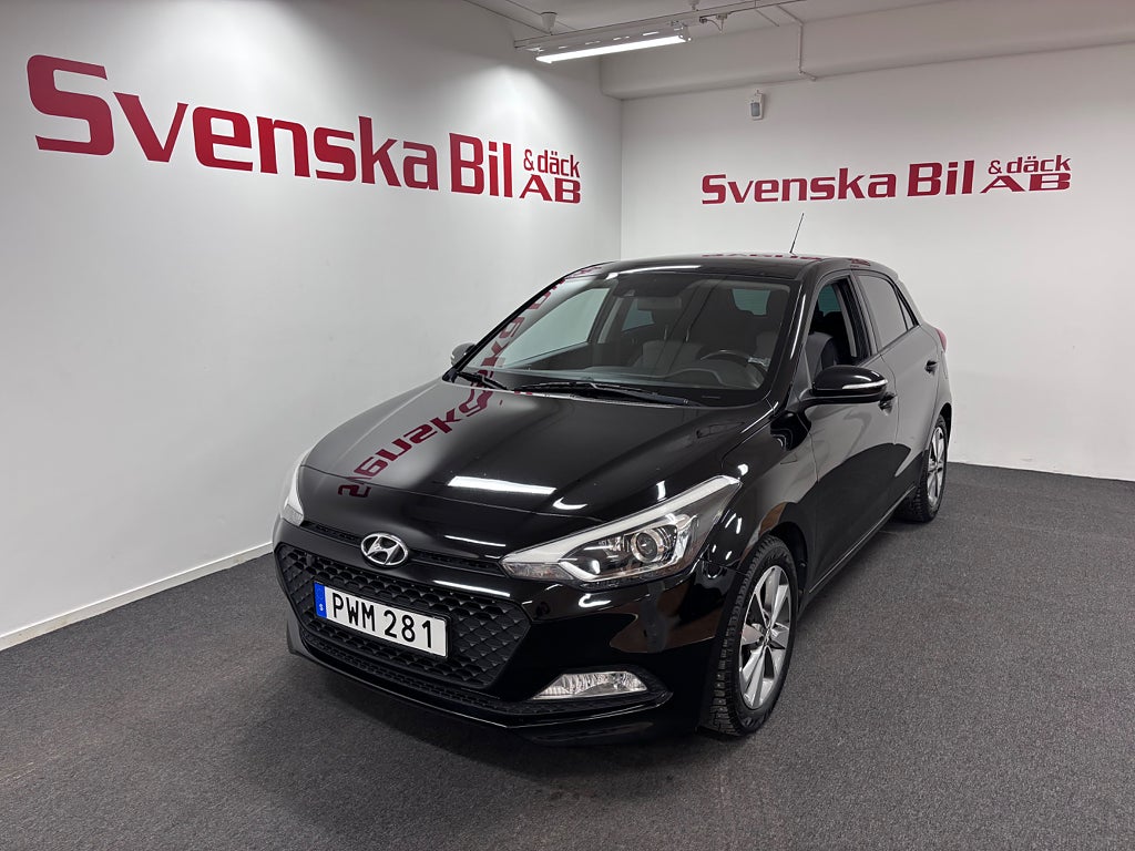 Hyundai i20 1.2 ComfortPlus M&K Rattvärme 2,99% ränta 