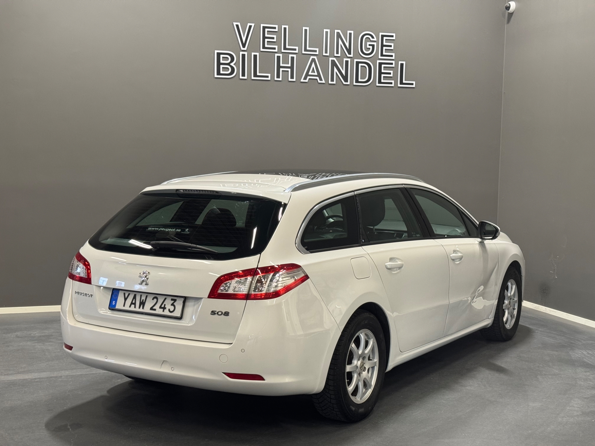 Peugeot 508 1.6 BlueHDi AUTOMAT 2016, bild 3/38