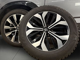 Renault Austral E-TECH MultiMode S&V-hjul/AdaptivFart/Pano/Kamera/Drag – bild 14