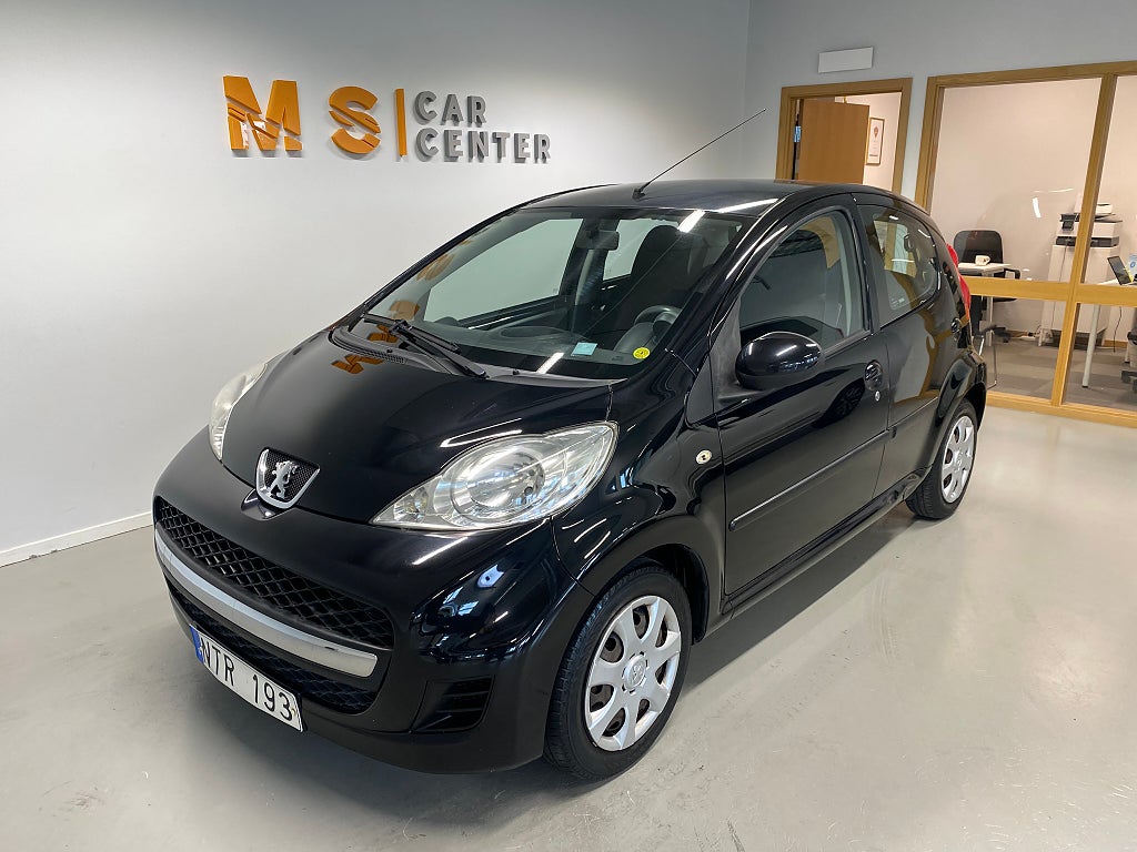 Peugeot 107 5-dörrar 1.0 Lågmil Nybes Nyserv En brukare
