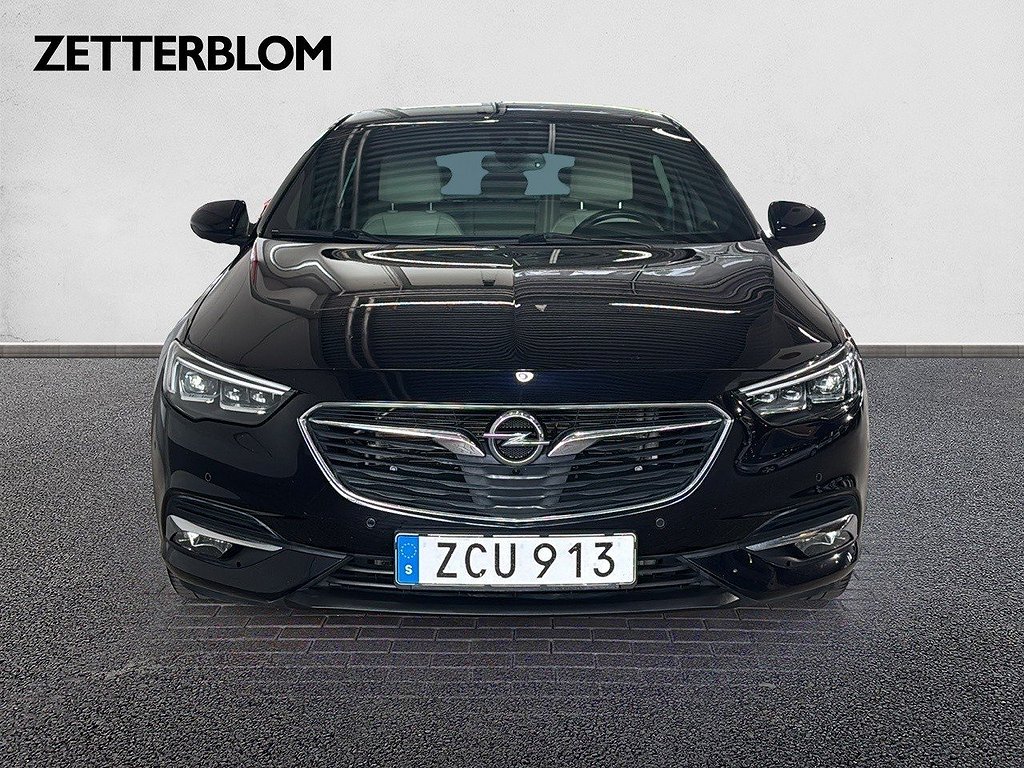 Sedan Opel Insignia 5 av 17