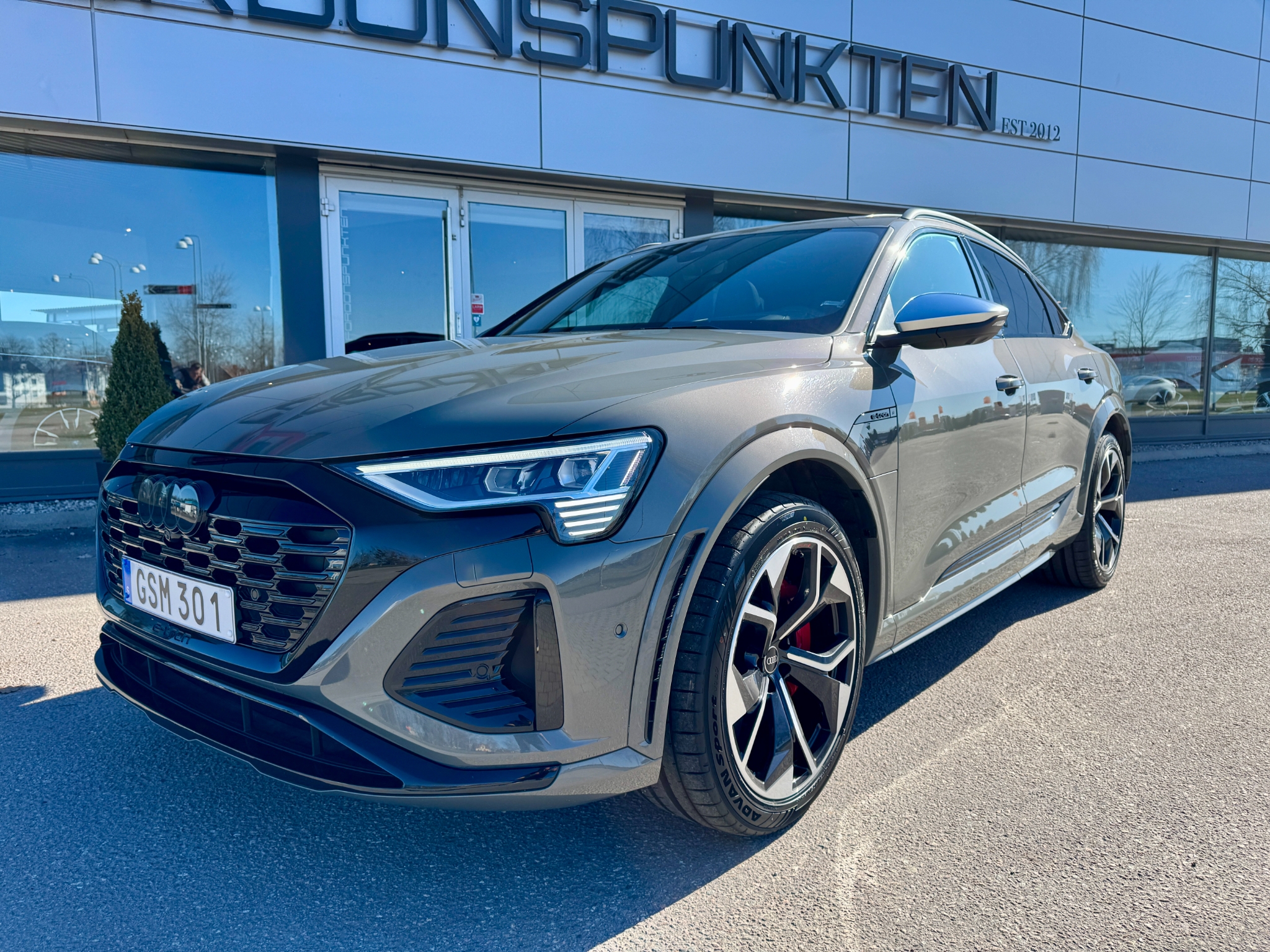 Audi SQ8 2024, kuva 7/55