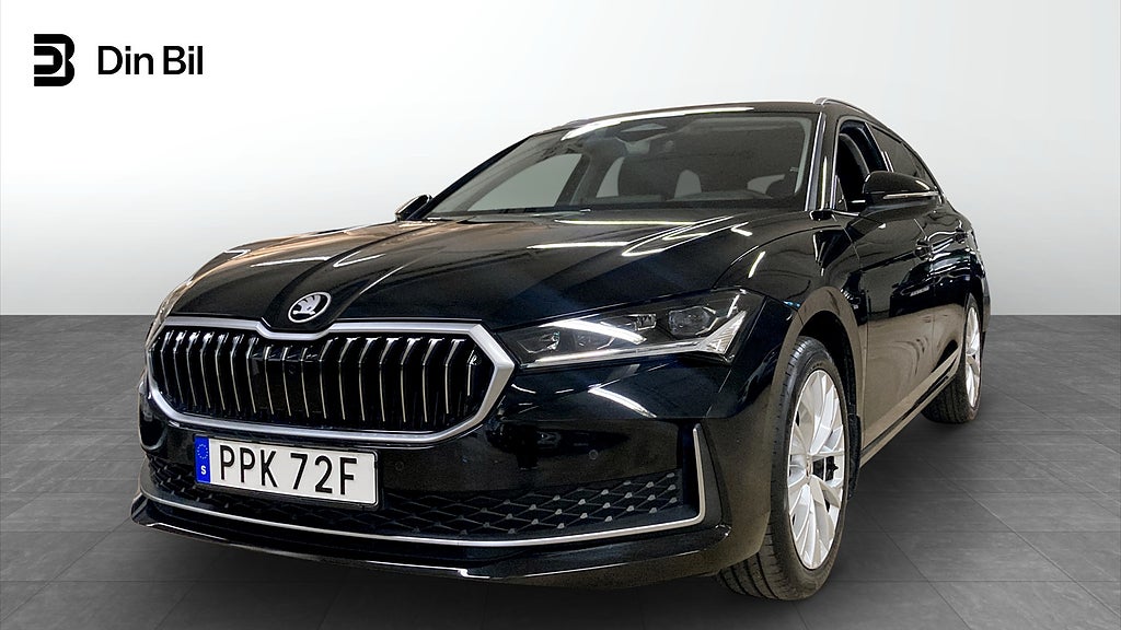 Skoda Superb Combi Selection m-Hev TSI150 DSG P-värmare/Drag