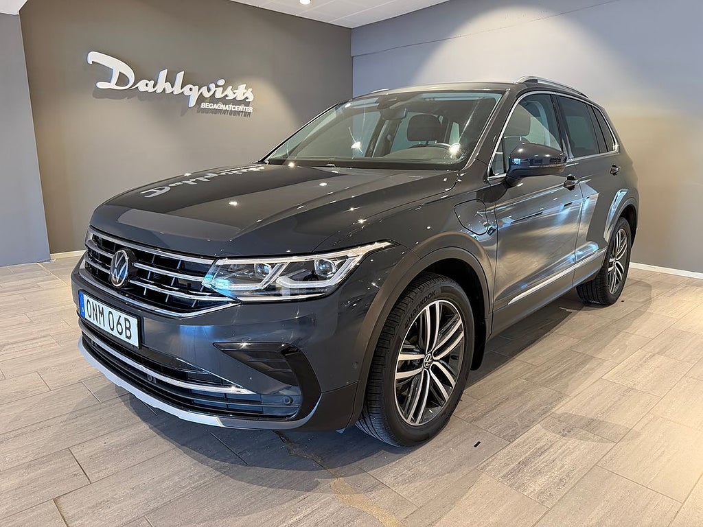 Volkswagen Tiguan eHybrid 245hk | V-hjul Elegance IQ Light