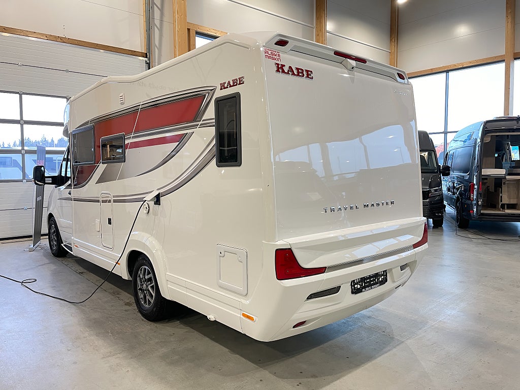 Kabe  Novum Compact 720 LXL / ALDE / Ugn / B-kort / Litium /   - Kabe