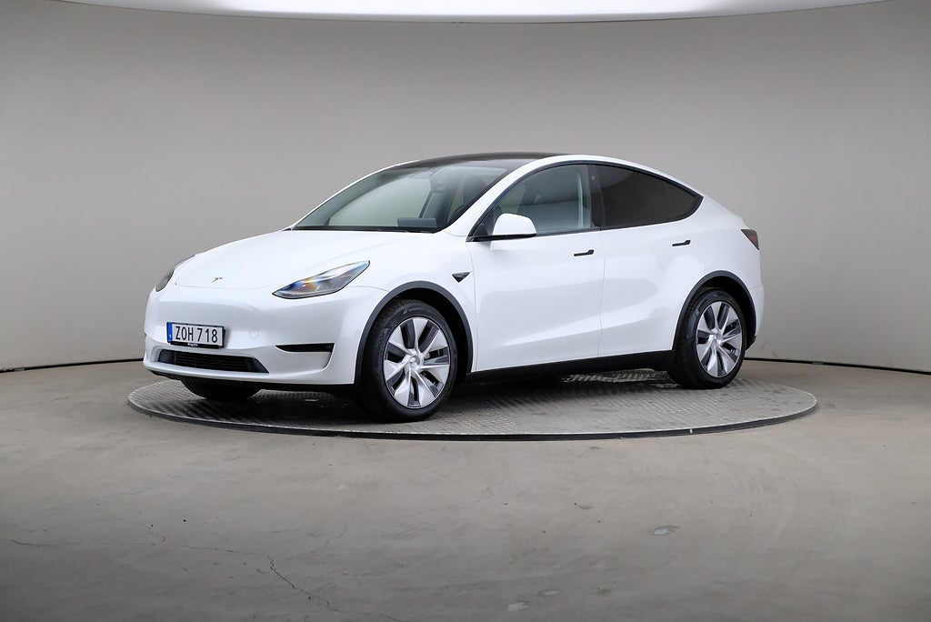 Tesla Model Y Long Range AWD 514hk Drag Läder Pano