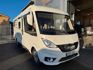 Husbil-integrerad Hymer Exsis I588 150HK AUT 18 av 21