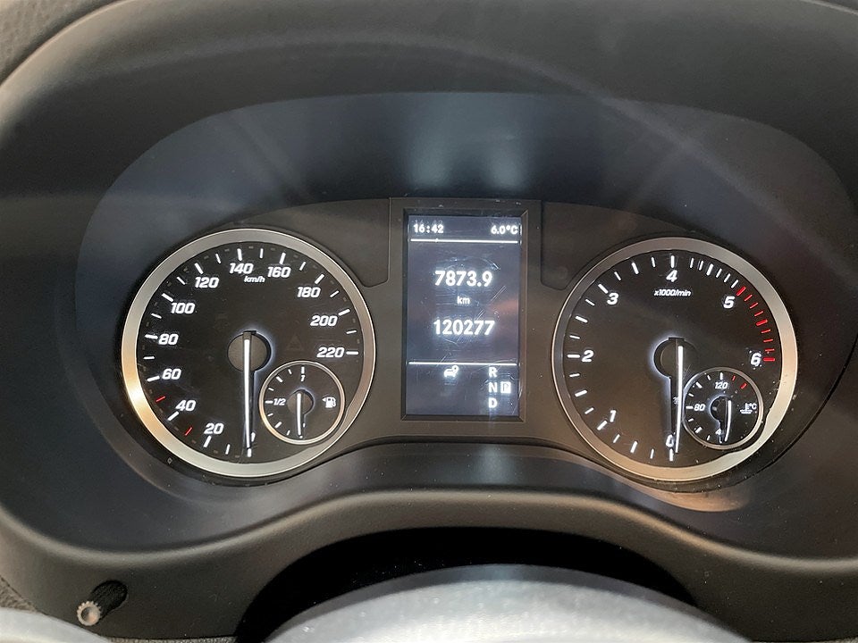 Bild på Mercedes-Benz Vito 116 CDI 2.8t 163hk Aut  - NAVI,B-KAMERA