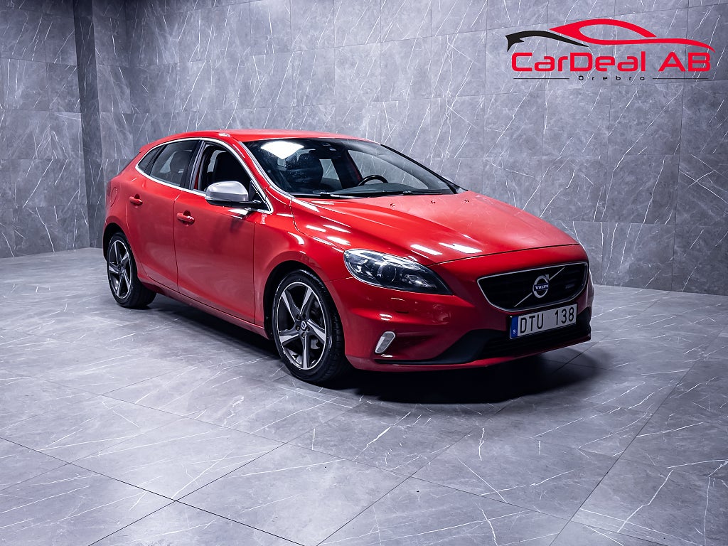 Volvo V40 D2 115hk R-Design M-Värmare Delläder Dragkrok VOC