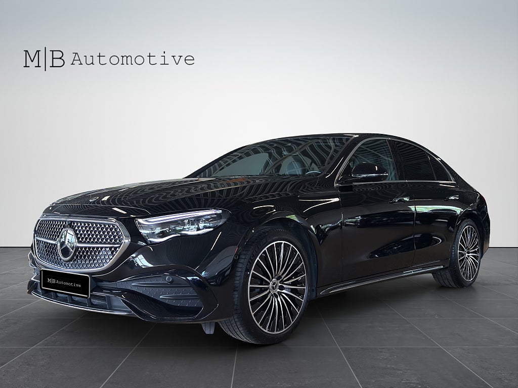Mercedes-Benz E 400 e 4MATIC 9G-Tronic AMG Line Premium Plus / PANO /