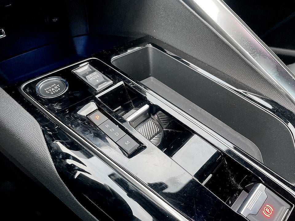 Bild på Peugeot 3008 GT 1.2 PT 130hk Aut - B-KAMERA, CARPLAY