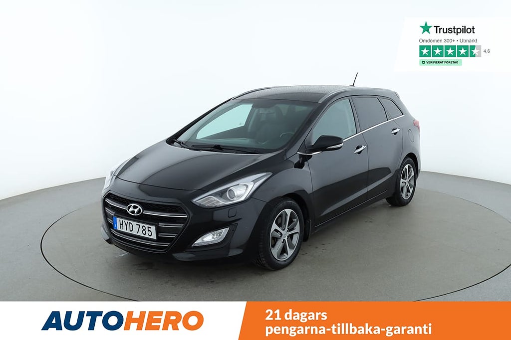 Hyundai i30 Kombi 1.6 CRDi Premium / Kamera, GPS, Keyless