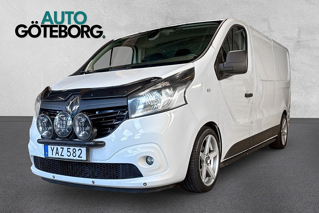 Renault trafic Skåpbil 2.7t 1.6 dCi Extra Belysning Värmare Kamrembytt