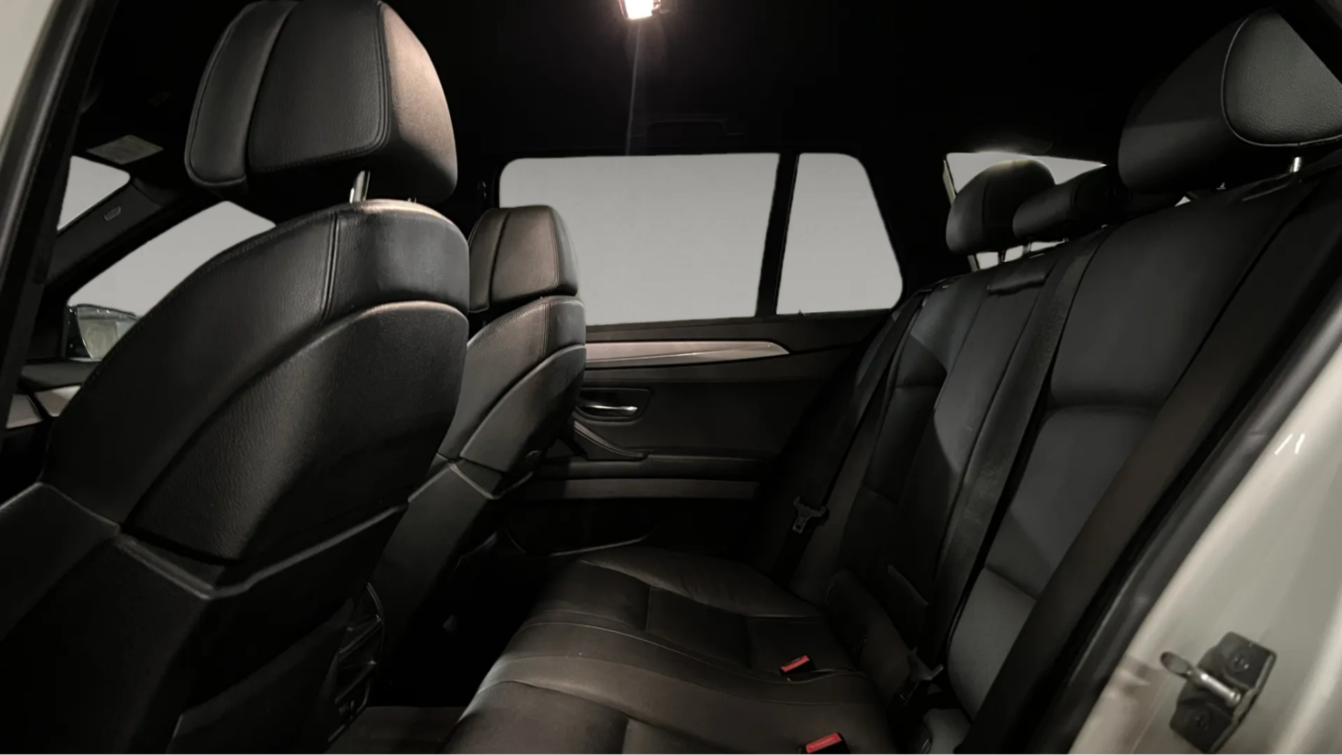 BMW 528 2011, bild 7/36